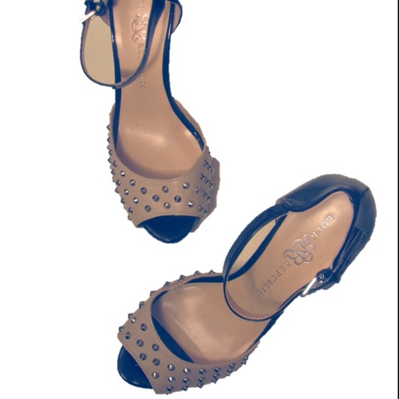 Rock & Republic Shoes - Rock & Republic Kurt Tan & Black Studded Heels